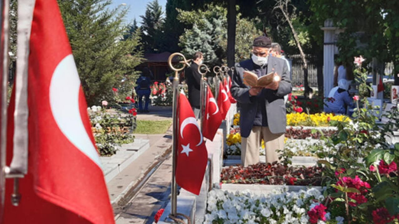 Son dakika... Unutulmadılar... '15 yıl oldu ama 15 gün gibi' 9