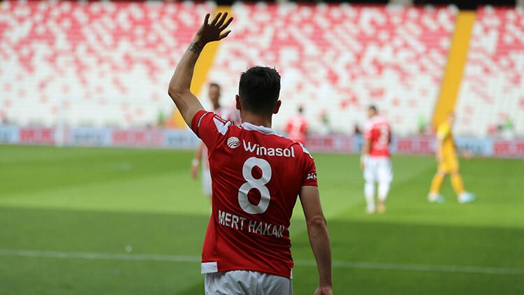 Fenerbahçe'den Mert Hakan Yandaş'a çılgın teklif 7