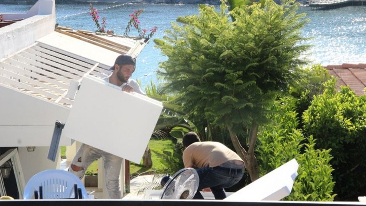 Son dakika... Yılmaz Özdil'in villasında yıkım başladı! İşte ilk kareler 9