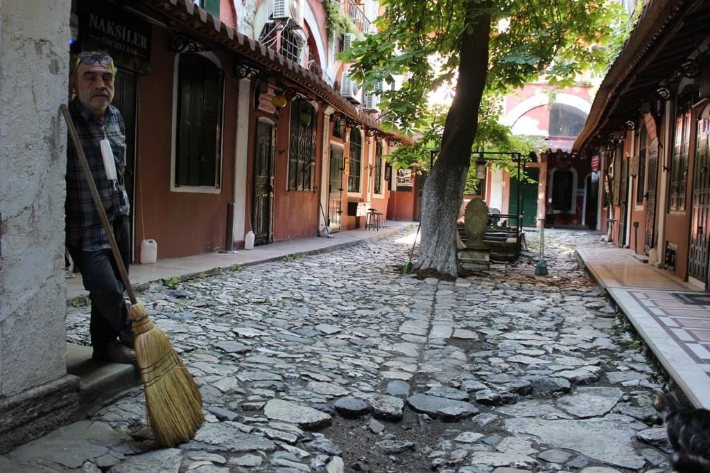 Kapalıçarşı 68 gün sonra kapılarını açıyor... 1