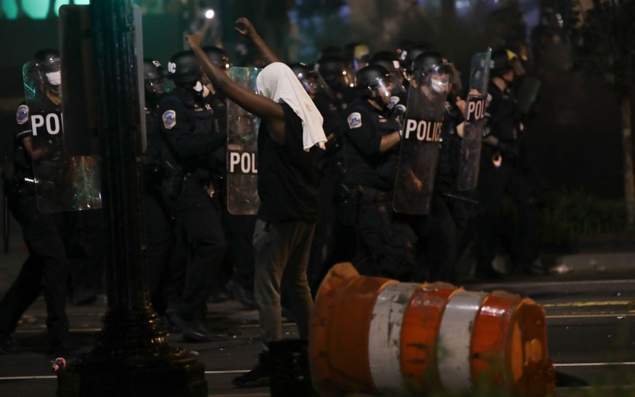 'Trump sığınağa götürüldü' iddiası 28