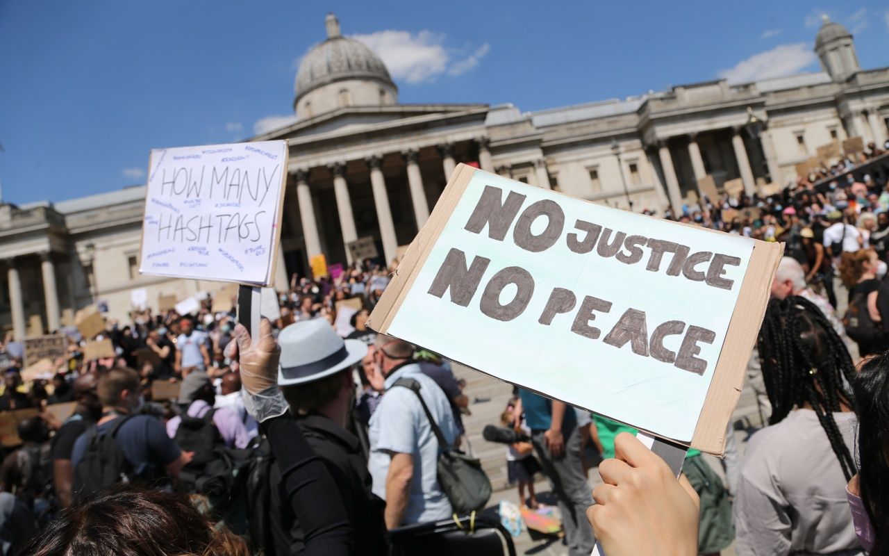 Londra'da binler ayaklandı 12
