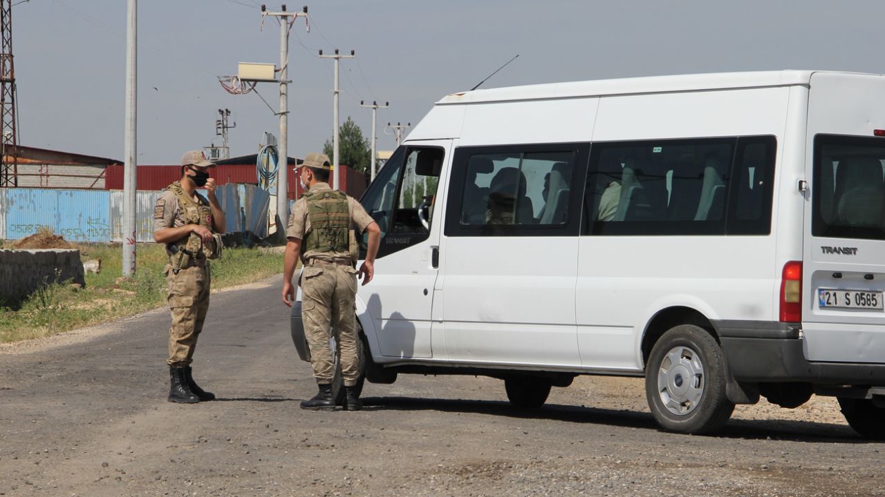 Geçmiş bayram kutlamasına gitti, 12 ev karantinaya alındı! Diyarbakır ve Gaziantep'te korona alarmı 9