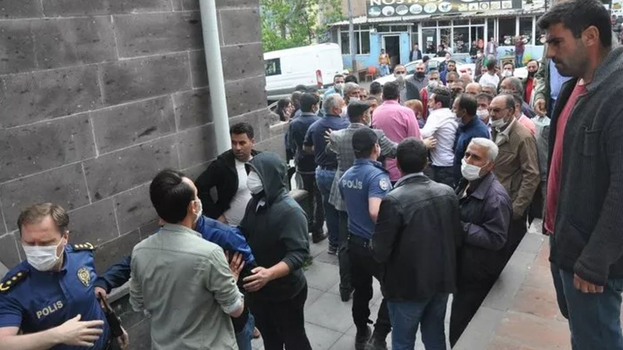 Son dakika... HDP'nin kıl payı MHP'den aldığı Kars'ta 'kayyum' sesleri 2
