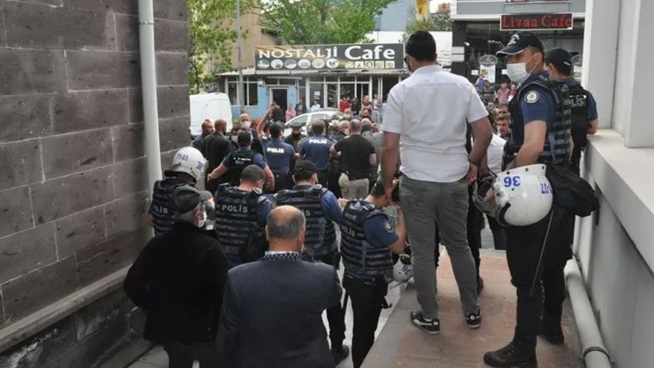 Son dakika... HDP'nin kıl payı MHP'den aldığı Kars'ta 'kayyum' sesleri 4