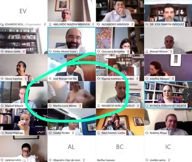 66 yaşındaki senatör, çırılçıplak kaldı 4