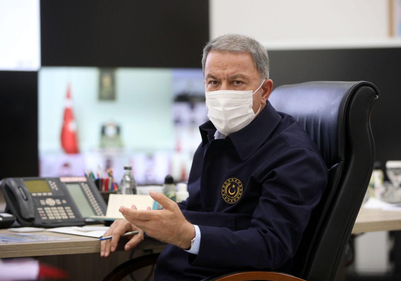 Akar ve komutanlar sınırda 12