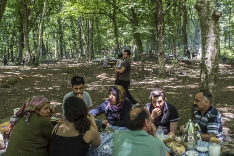 Yollar tıklım tıklım oldu! 6