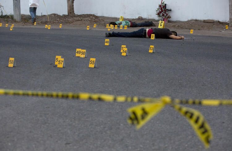 Çırılçıplak buldular! Pusu, saldırı, bomba... 13