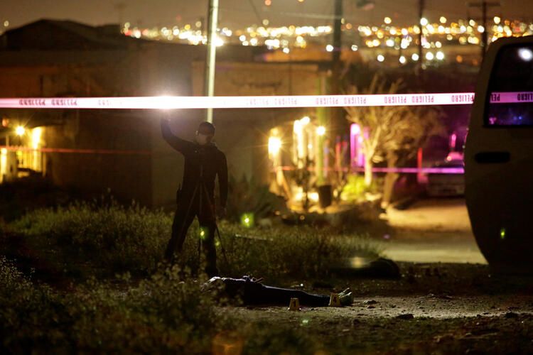 Çırılçıplak buldular! Pusu, saldırı, bomba... 16