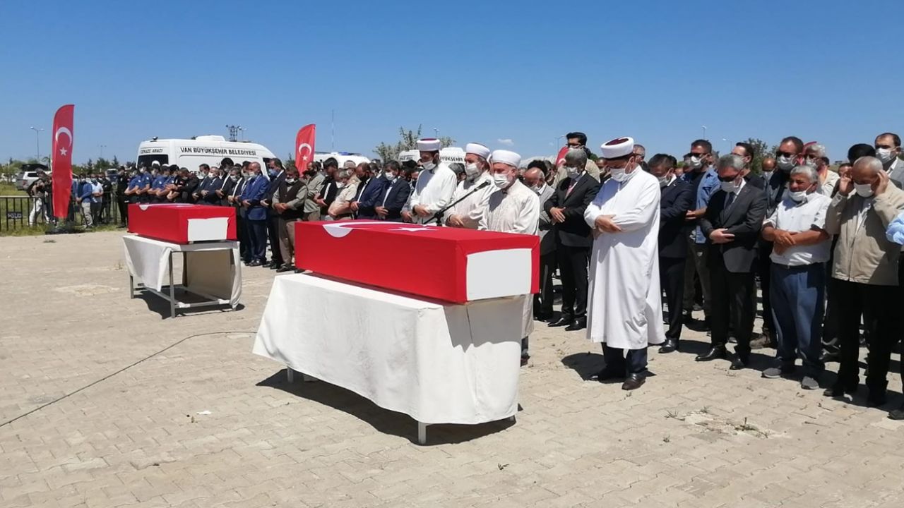 Son dakika... Hain saldırıda şehit düşen işçiler için düzenlenen törende gözyaşları sel oldu 14