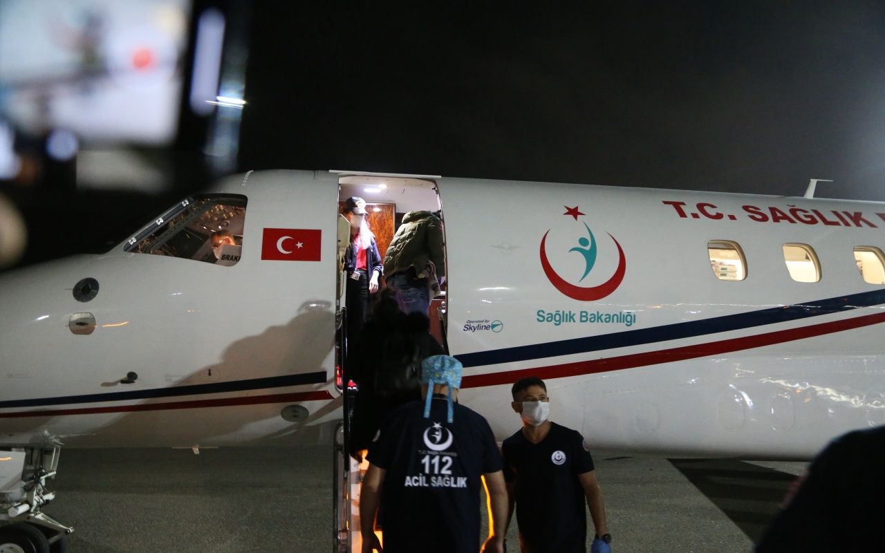 Siyam ikizleri ülkeye döndü! 9