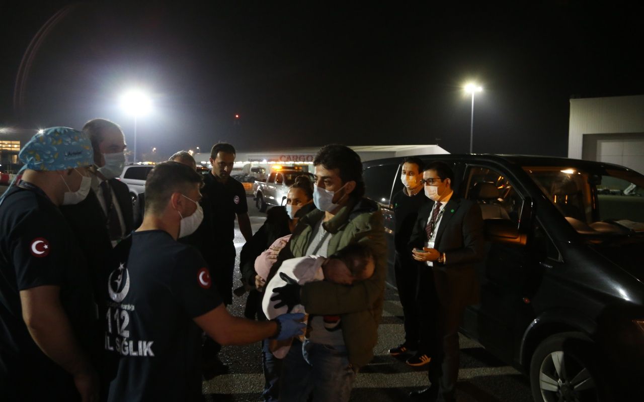 Siyam ikizleri ülkeye döndü! 10