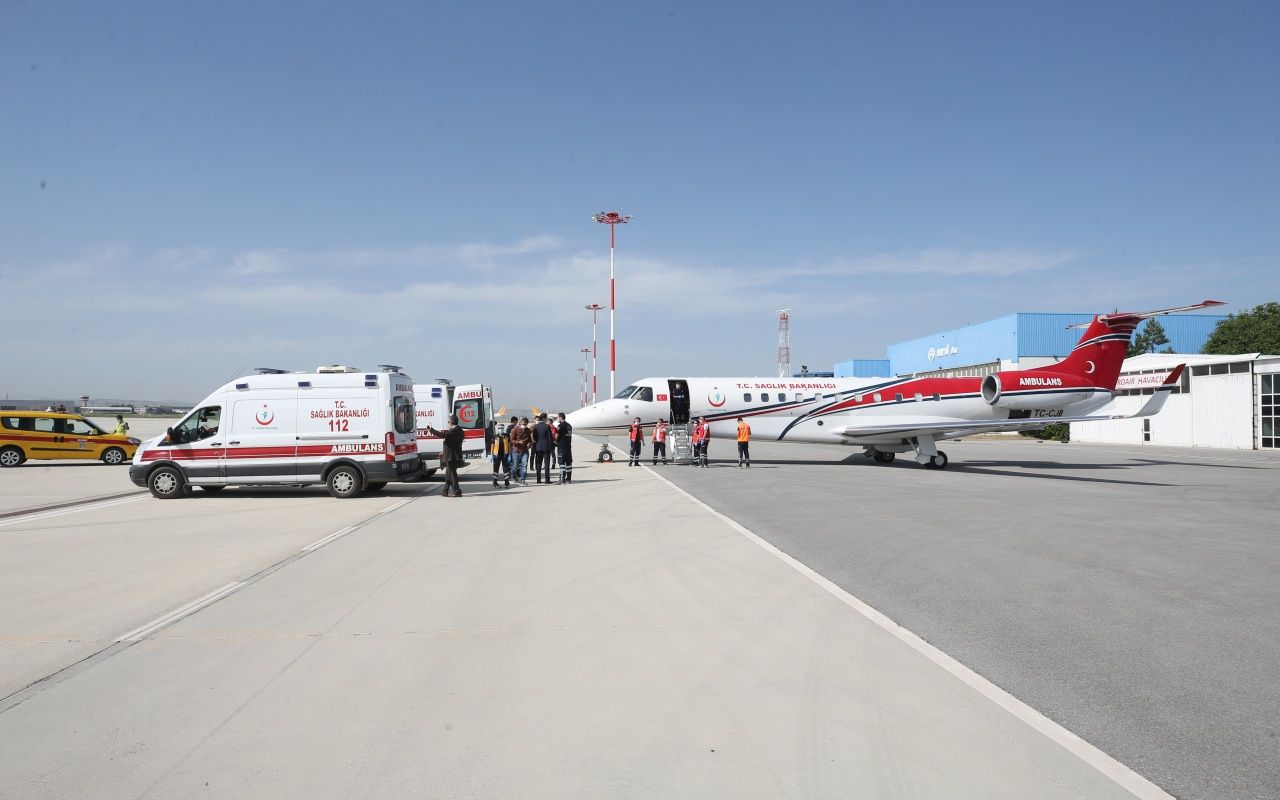 Siyam ikizleri ülkeye döndü! 35