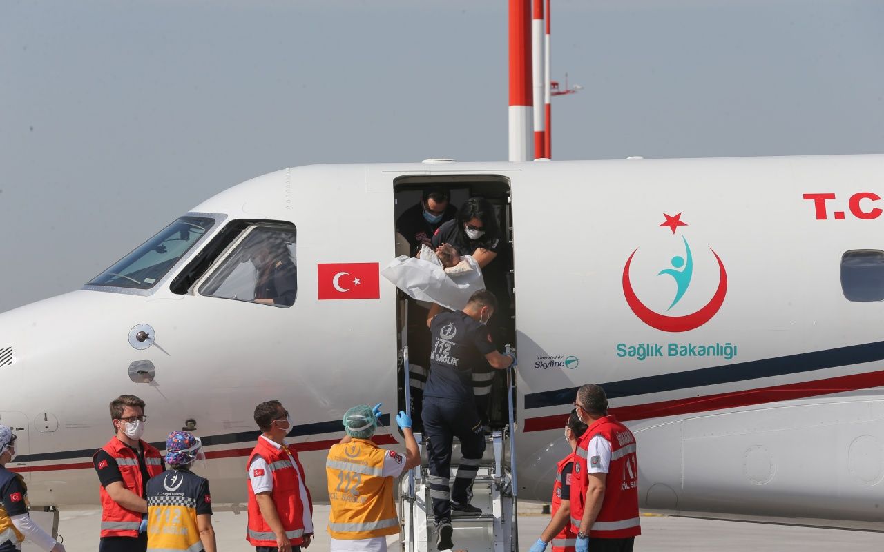 Siyam ikizleri ülkeye döndü! 32