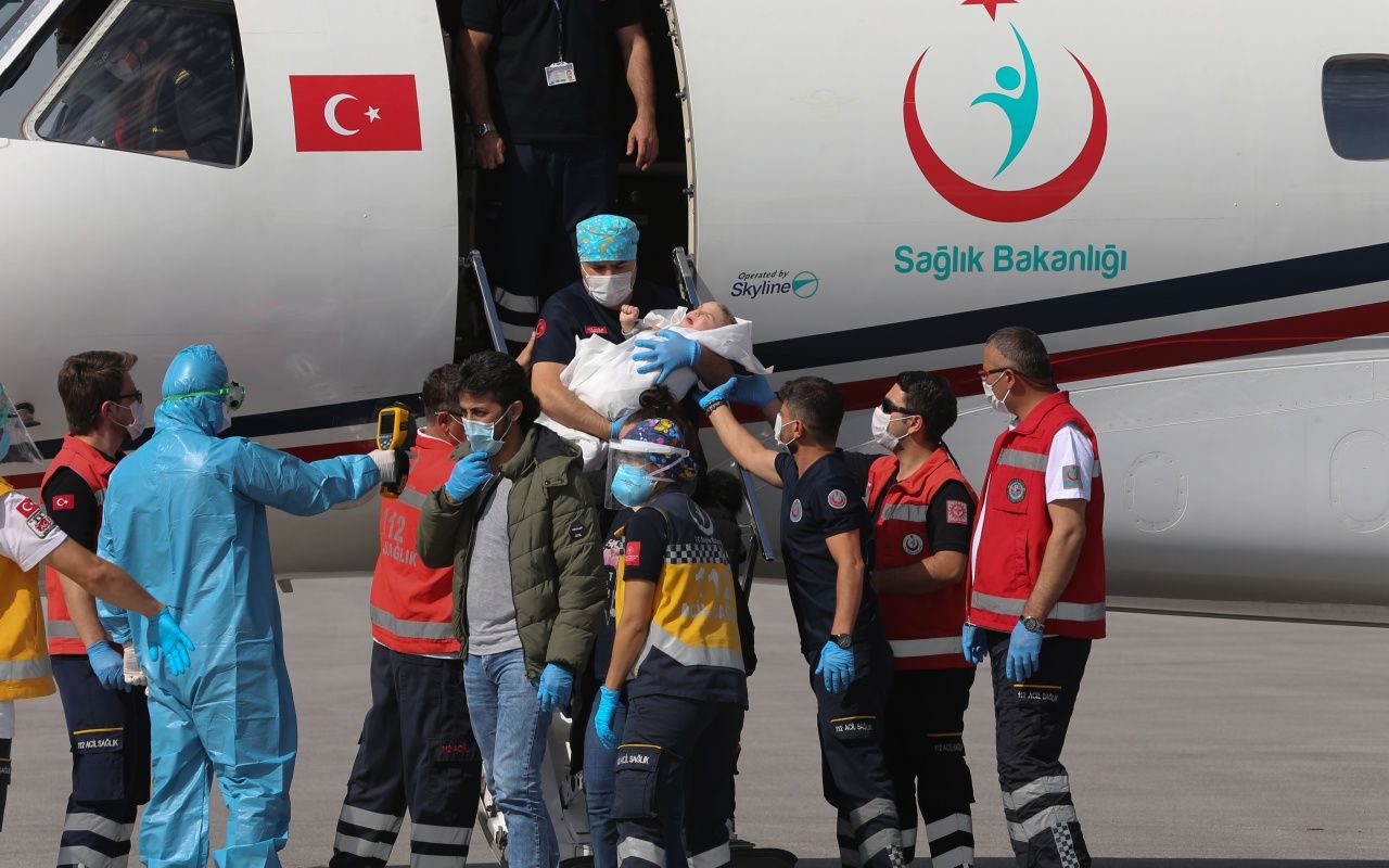 Siyam ikizleri ülkeye döndü! 34