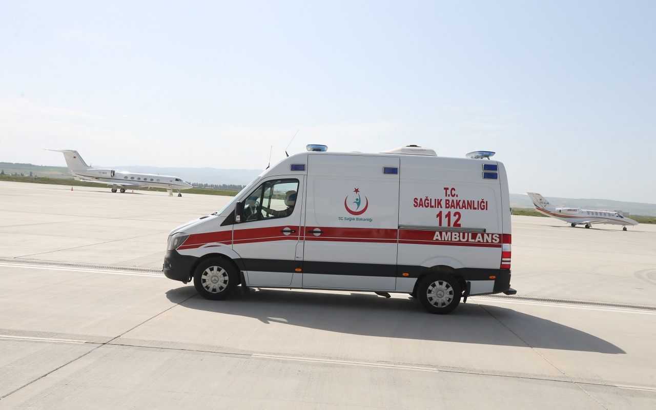 Siyam ikizleri ülkeye döndü! 28