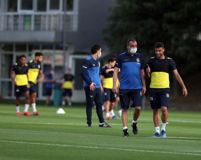 Demirkol'dan Fenerbahçe yorumu: Yıpranması istenmiyor olabilir 1