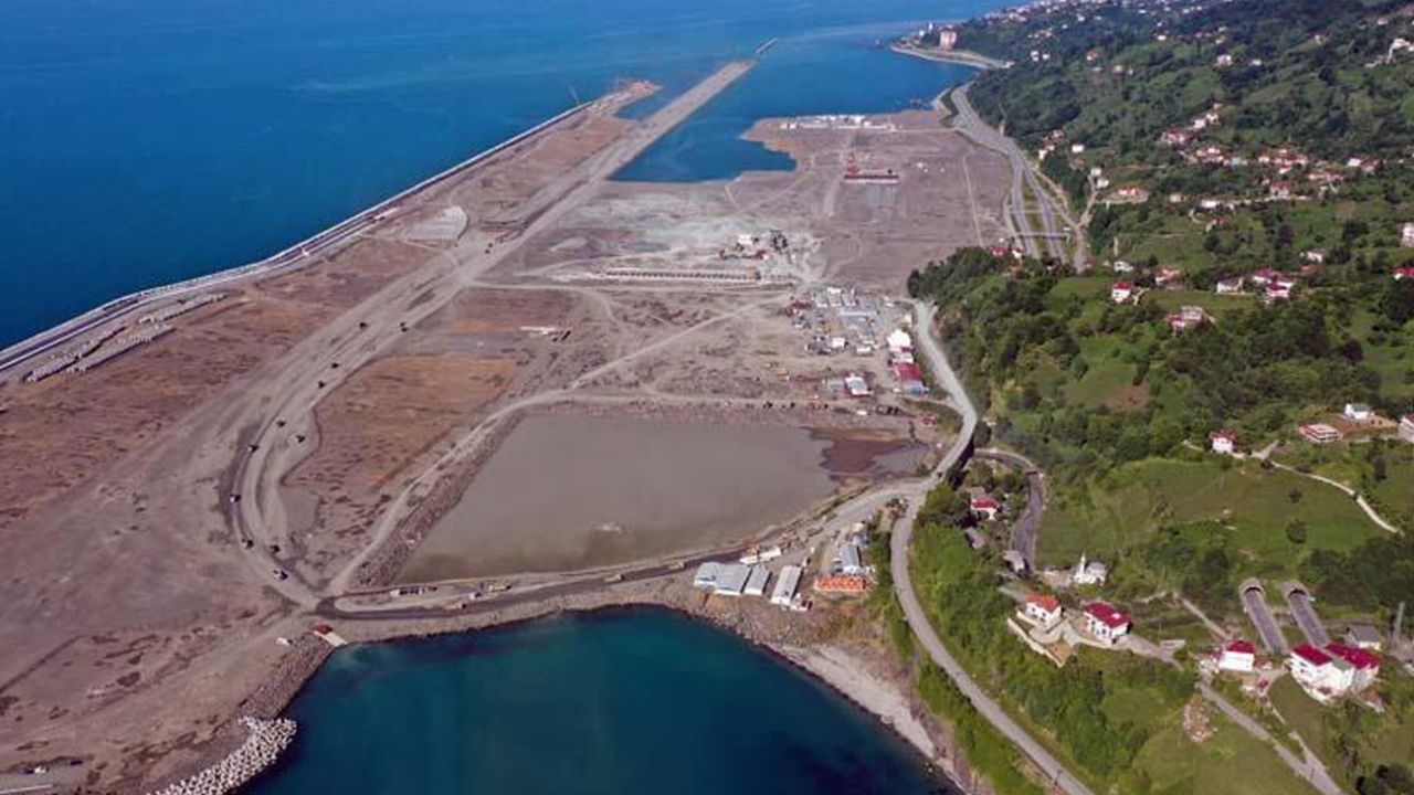 Rize-Artvin Havalimanı'nın kulesi 'çay bardağı' şeklinde olacak 10