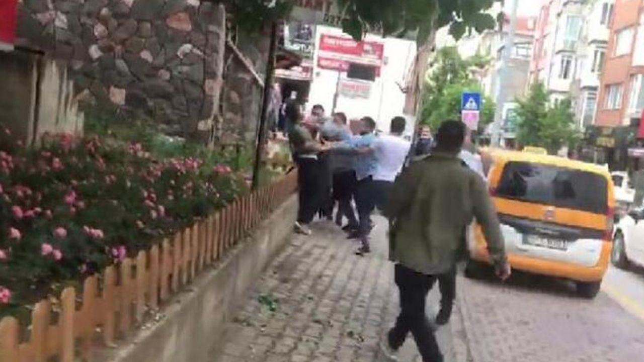 Son dakika... Eşi ve baldızıyla tartışan gence linç girişimi 4