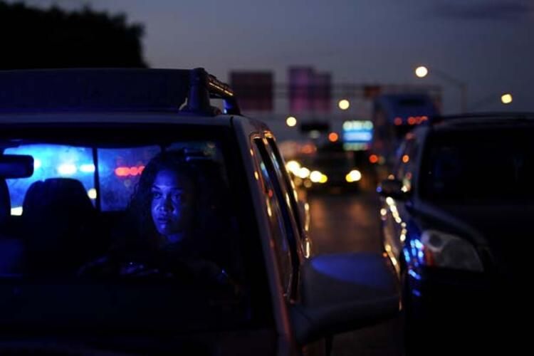 Polis, aracında uyuyan siyahiyi öldürdü 23
