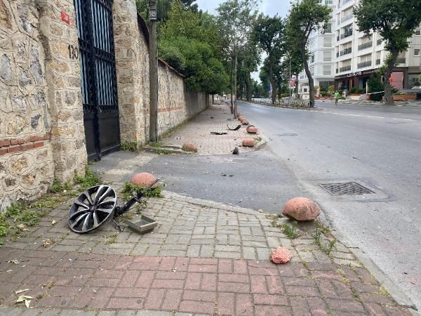 Caddebostan'daki kazada araç garaj boşluğuna düştü 7