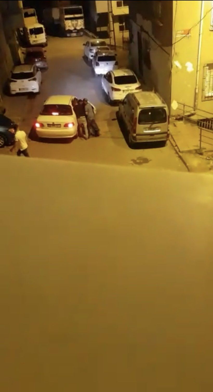 Kanlar içinde yere yığıldı 2