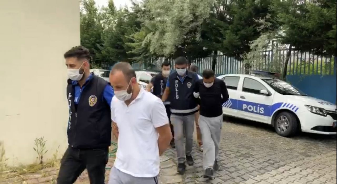 Kanlar içinde yere yığıldı 6