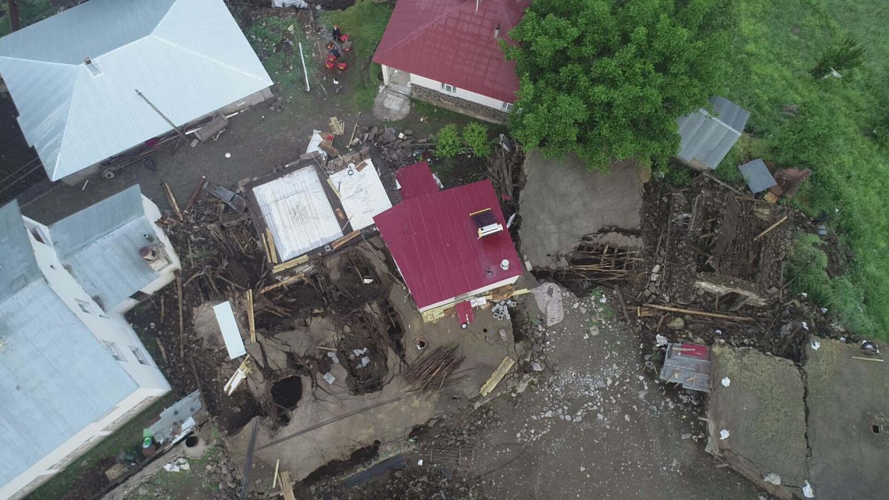 Deprem onları yuvasız bıraktı 3