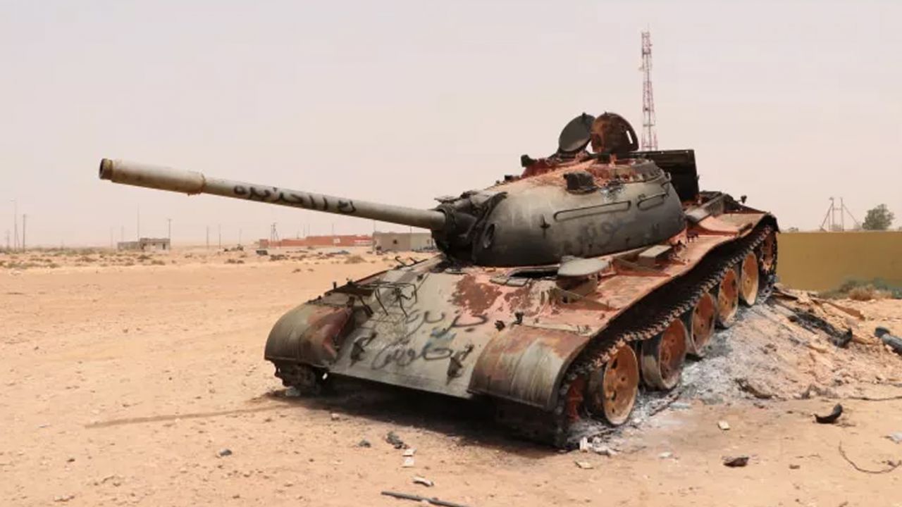Libya ordusunun cephe hattındaki hazırlıkları böyle görüntülendi! 8