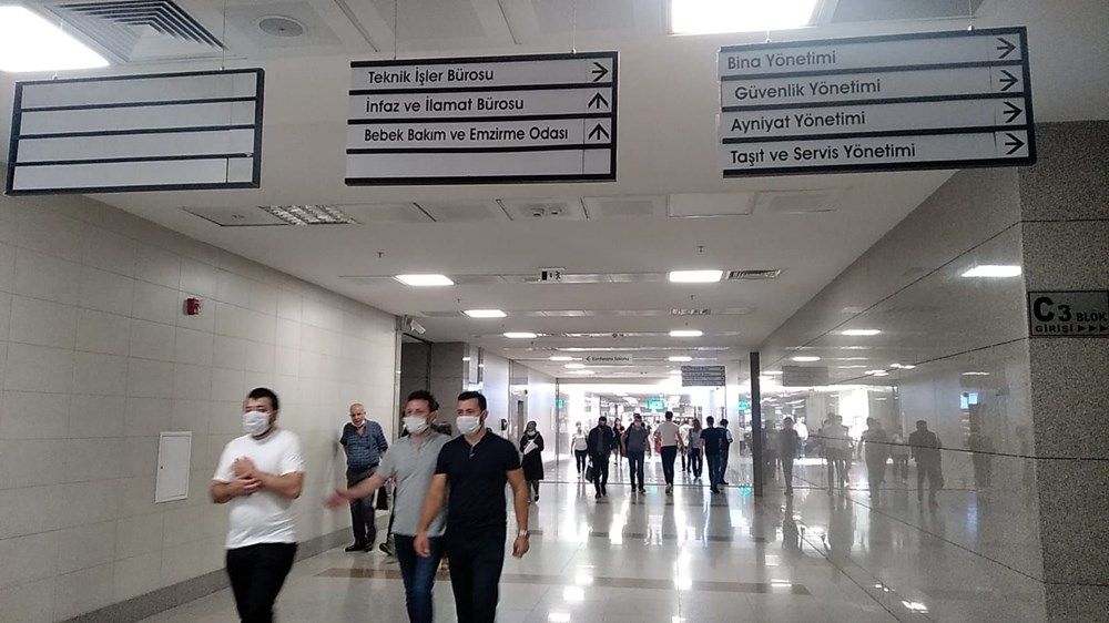 İstanbul Adalet Sarayı'nda yoğunluk başladı! Sosyal mesafe unutuldu 8