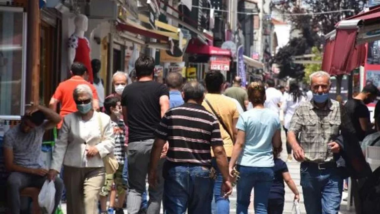 Edirne'de bazı caddelere maskesiz giriş yasaklandı 2