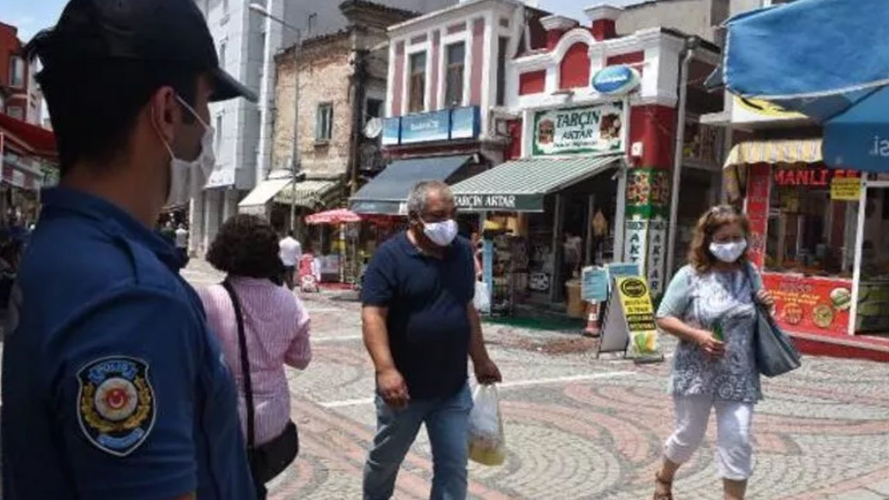 Edirne'de bazı caddelere maskesiz giriş yasaklandı 4