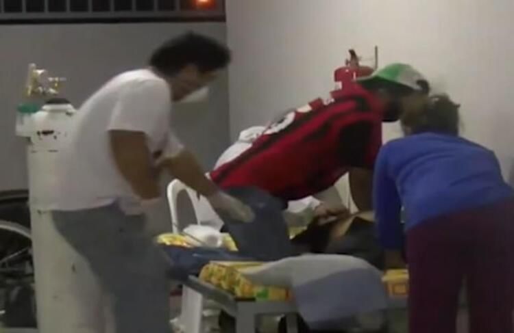 Korona hastasının ölüm anını yayınladılar! 14