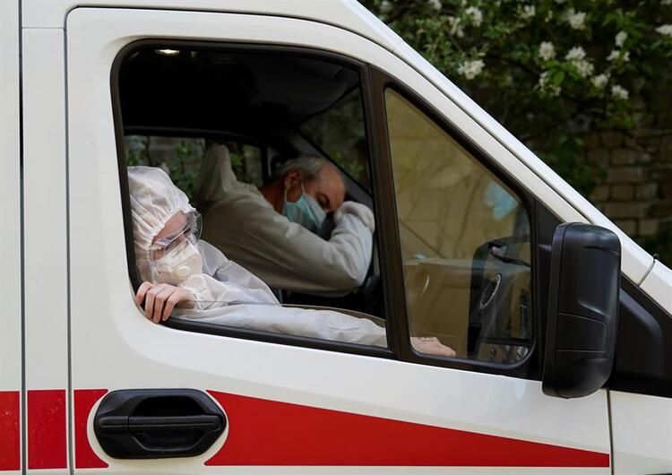 Korona hastasının ölüm anını yayınladılar! 19