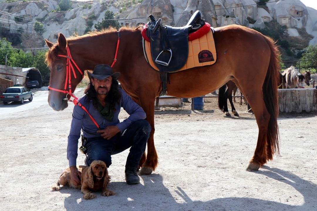 Köpeğin at sürme keyfi! 2