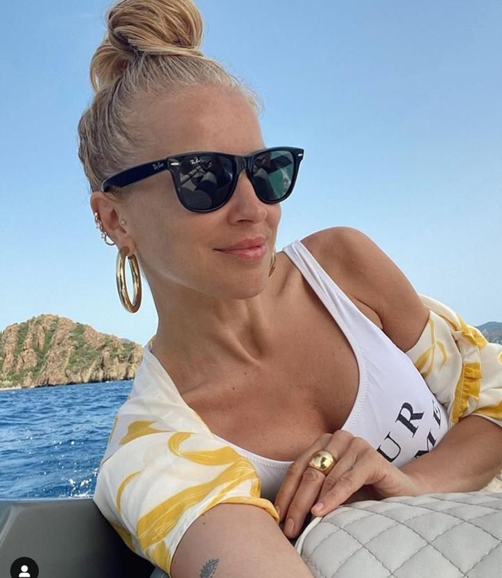 Burcu Esmersoy'dan 'nispet yaparcasına' cesur pozlar! 5