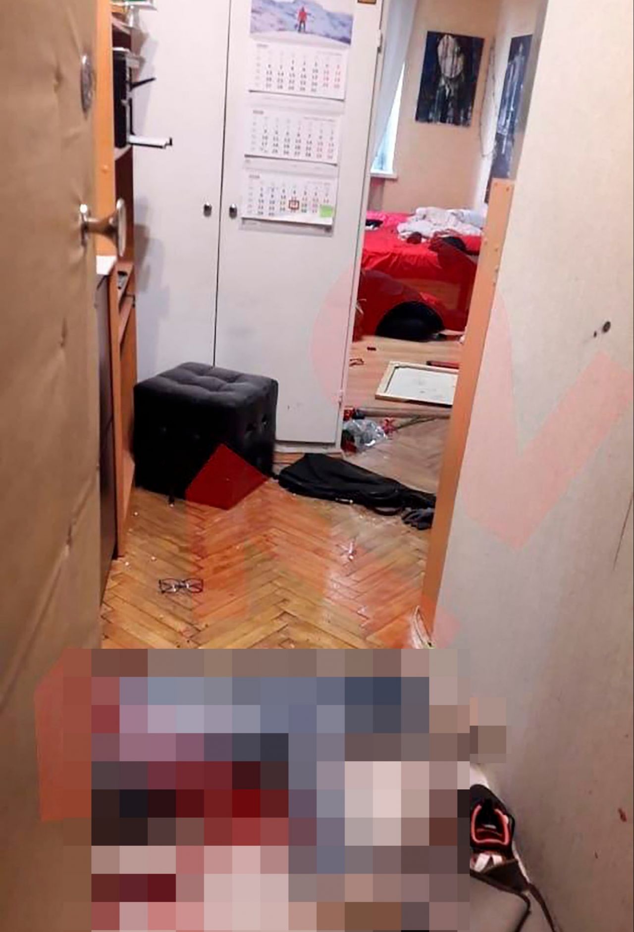 Kelepçelendi, işkence gördü ve... 7
