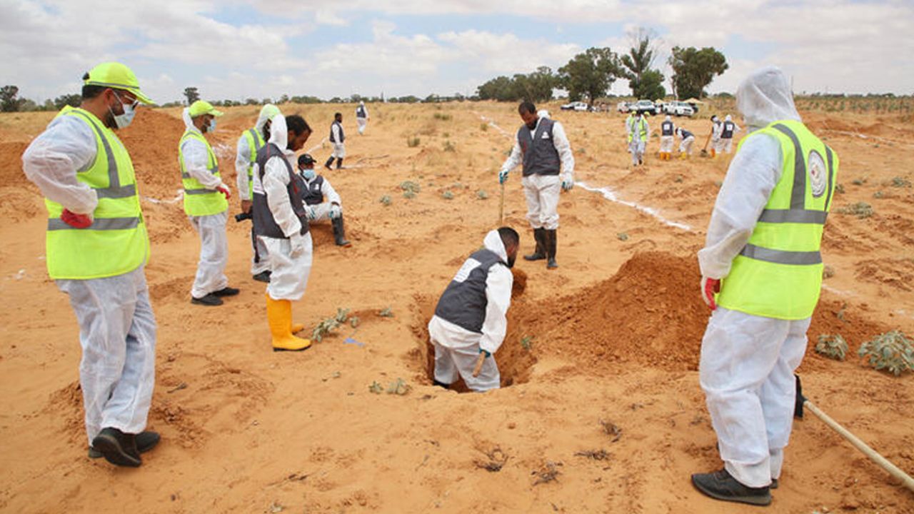 TSK, Libya'da sivillerin evlerine güvenli dönüşü için mayın imha çalışmalarını sürdürüyor 16