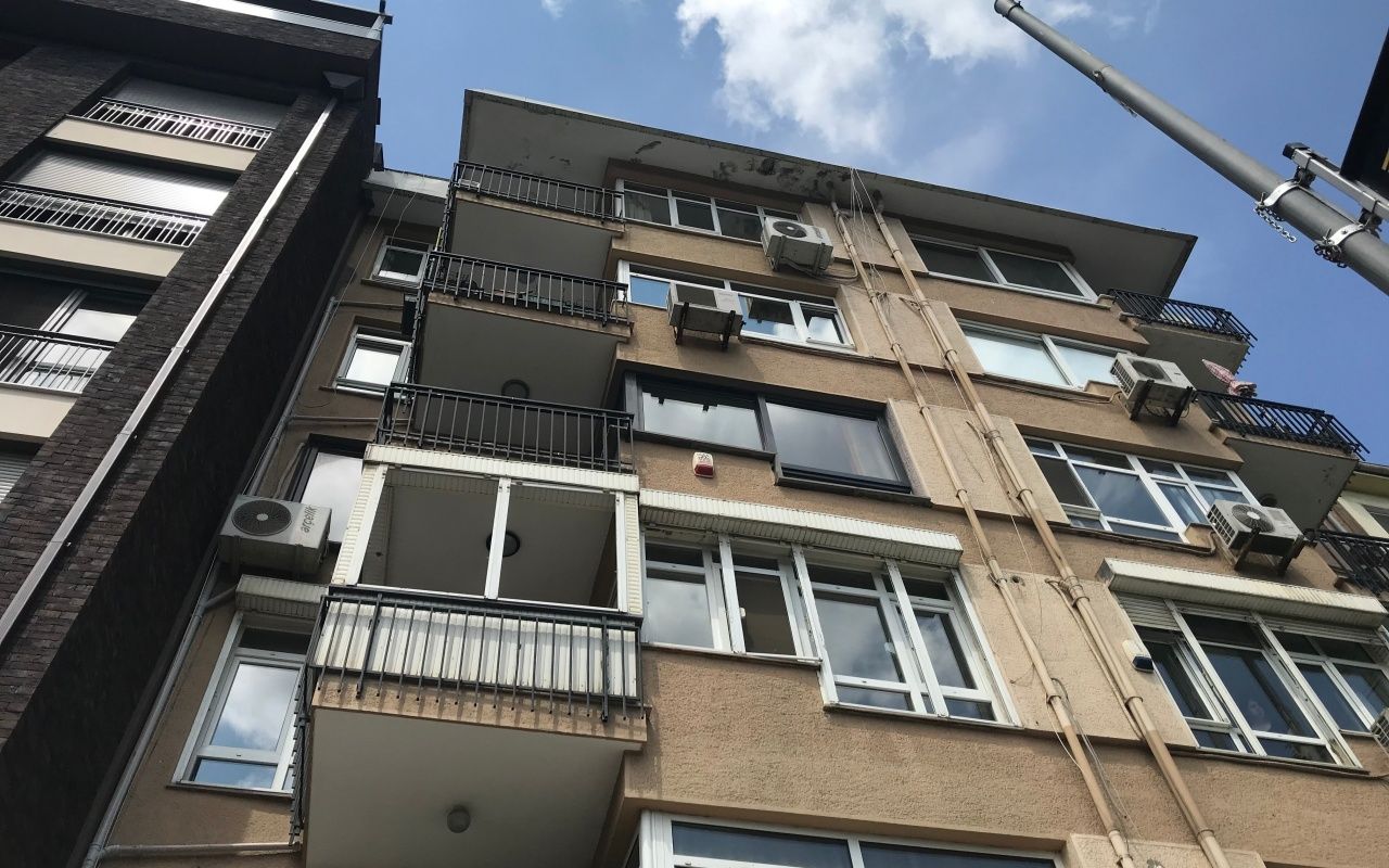 Kadıköy'de çırılçıplak soyunup... 2