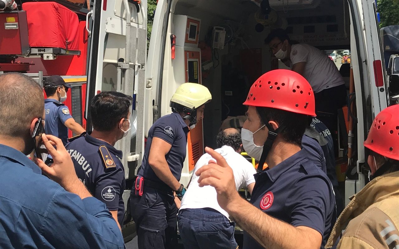 Kadıköy'de çırılçıplak soyunup... 5