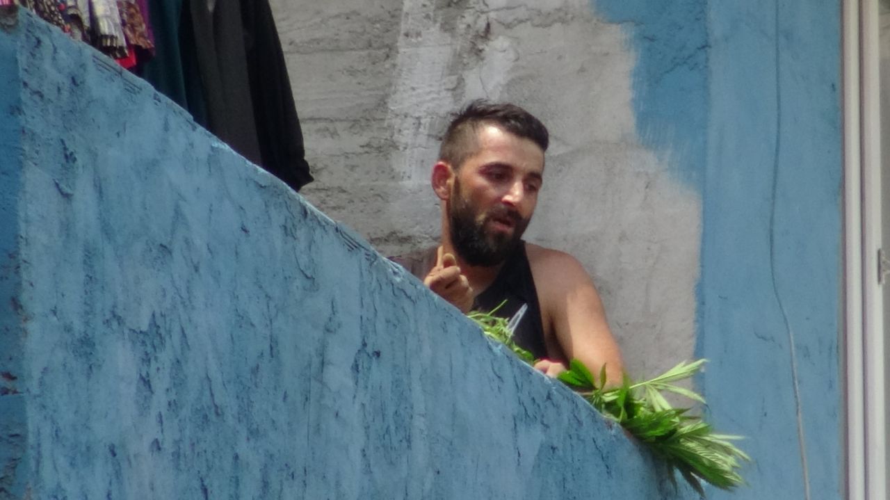 Çatıdaki psikopat dehşeti yaşattı 2