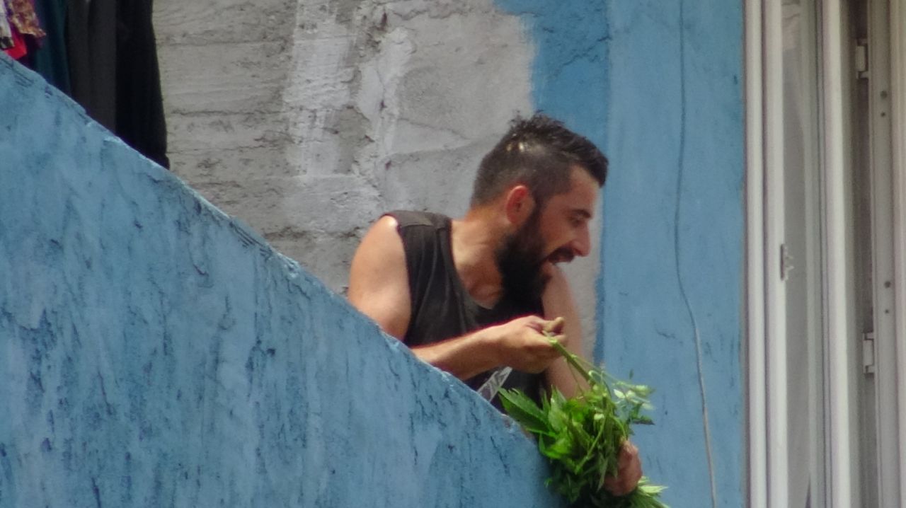 Çatıdaki psikopat dehşeti yaşattı 3
