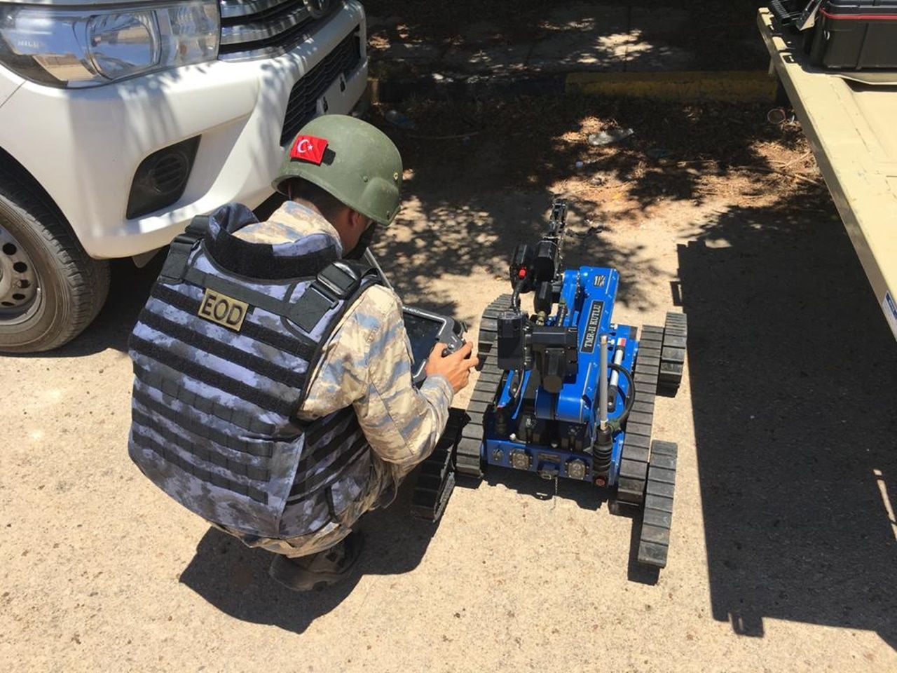 Libya'daki mayınları yerli robotlar temizliyor 5
