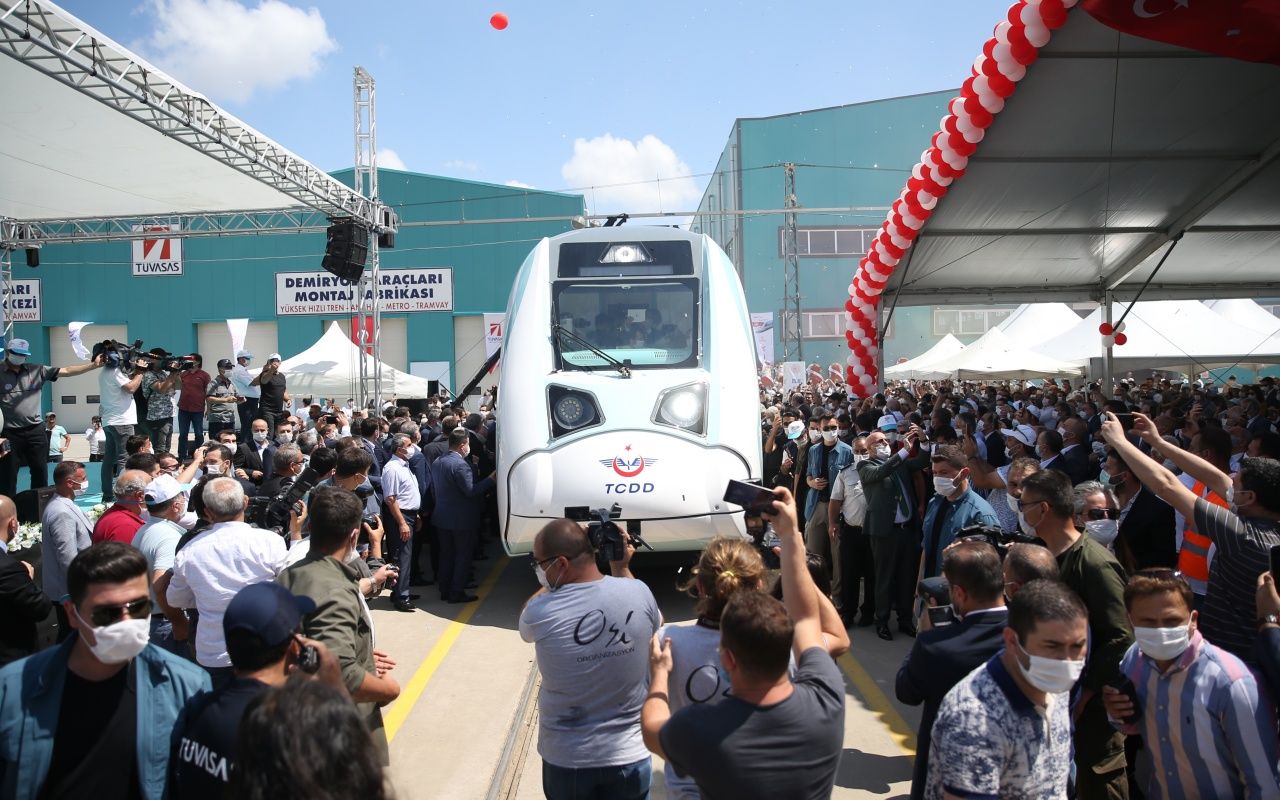 Yerli ve milli tren raylara indi! 12