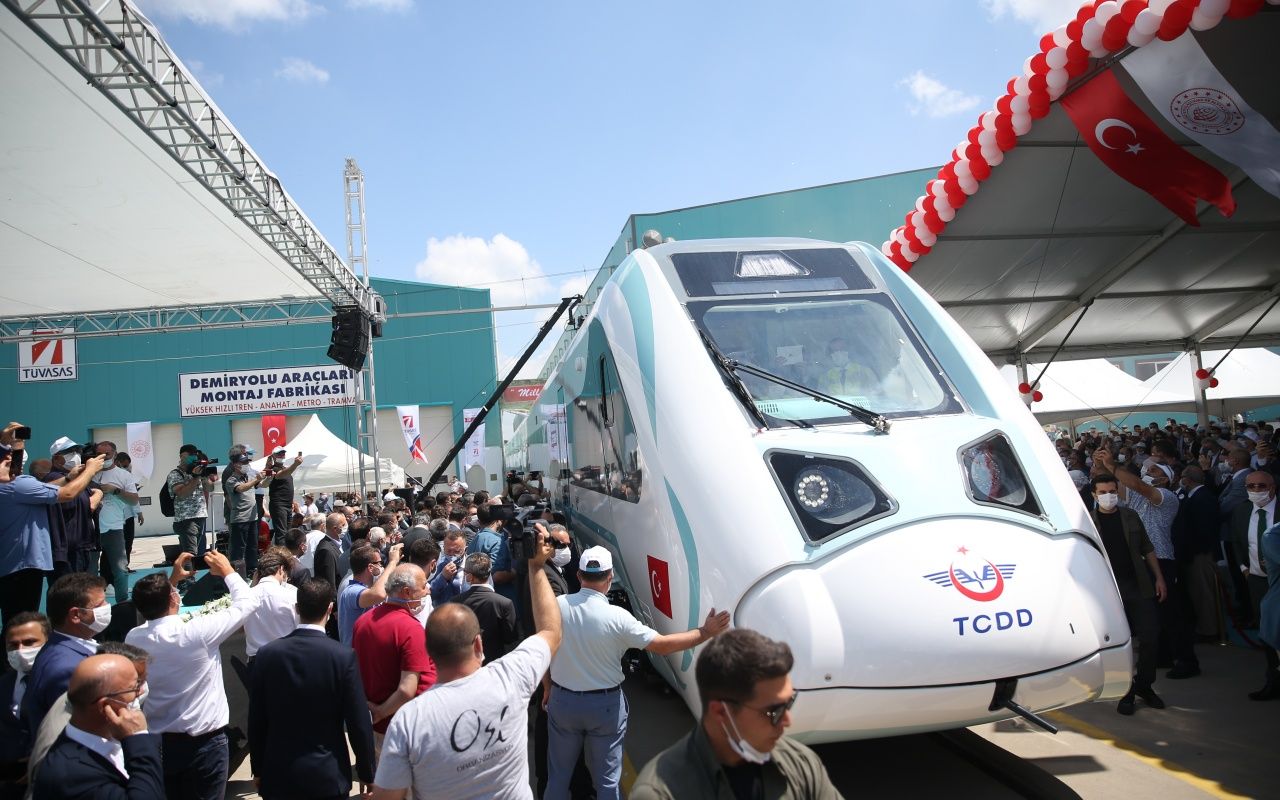 Yerli ve milli tren raylara indi! 16