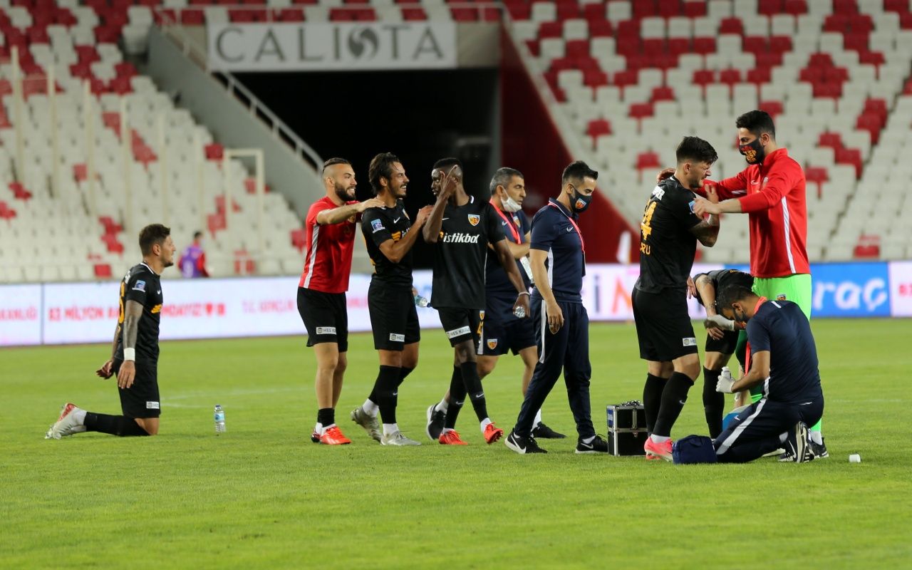 Hakem isyanına Sivasspor da dahil oldu 3