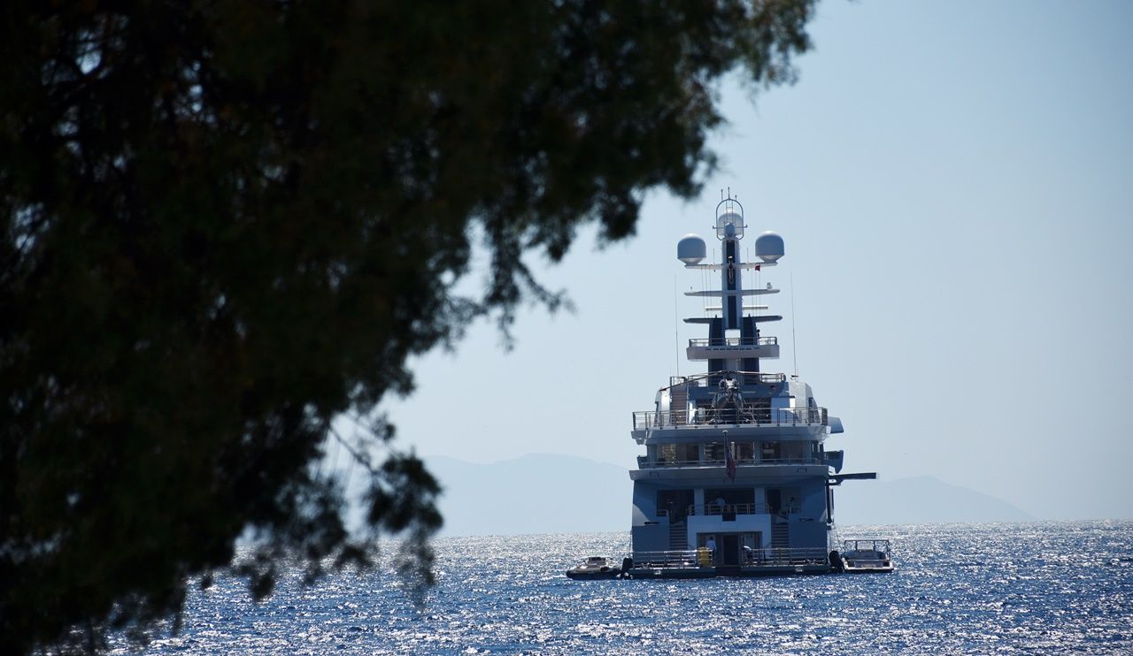 Milyon dolarlık dev yatlar Bodrum'a demirledi 15