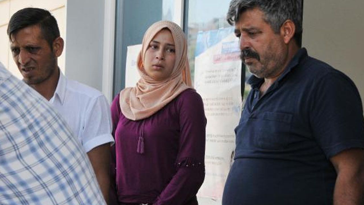 Sokak ortasında babasının annesini öldürmesine tanık oldu 5