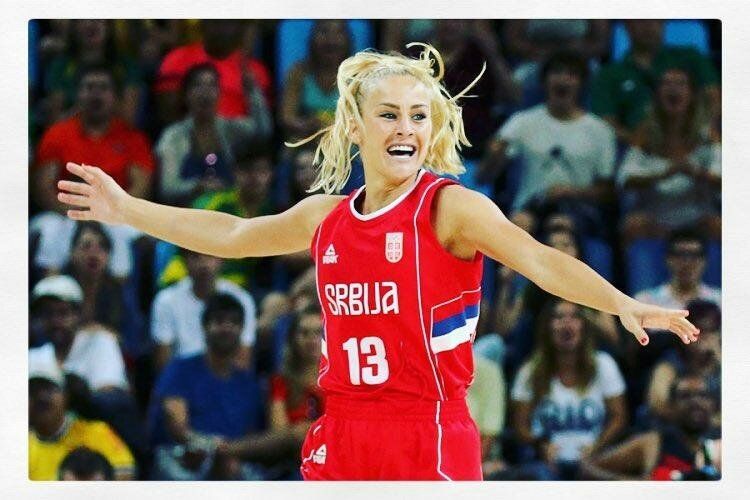 Ünlü basketbolcudan şoke eden itiraf: İlişki için transfer etti 10